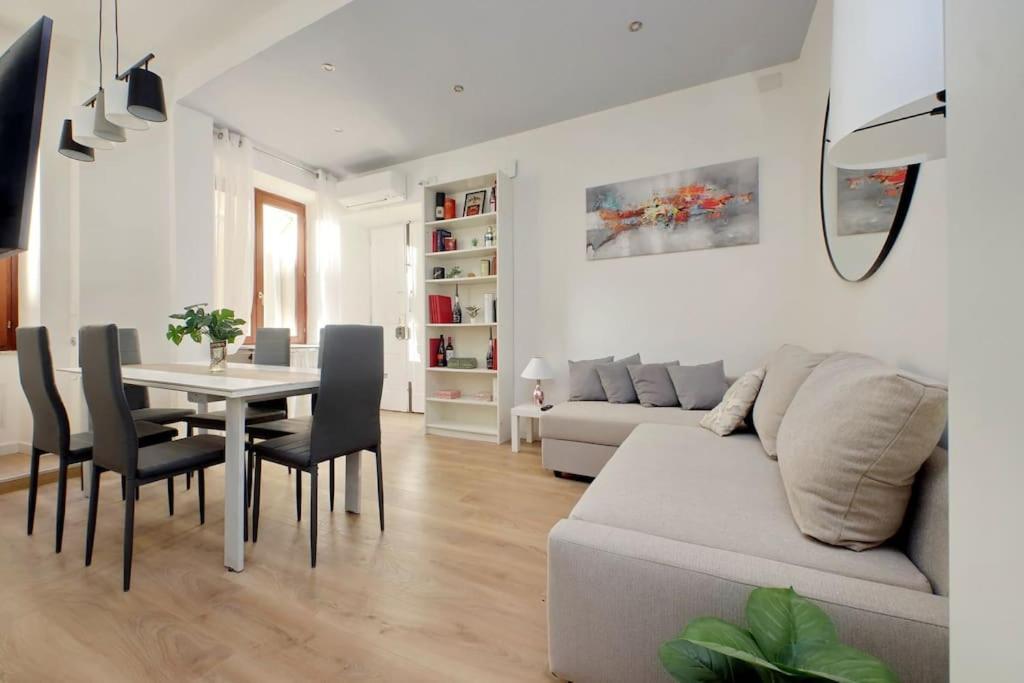 Leto Apartment Rome Bagian luar foto