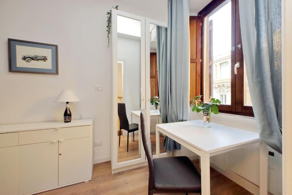 Leto Apartment Rome Bagian luar foto